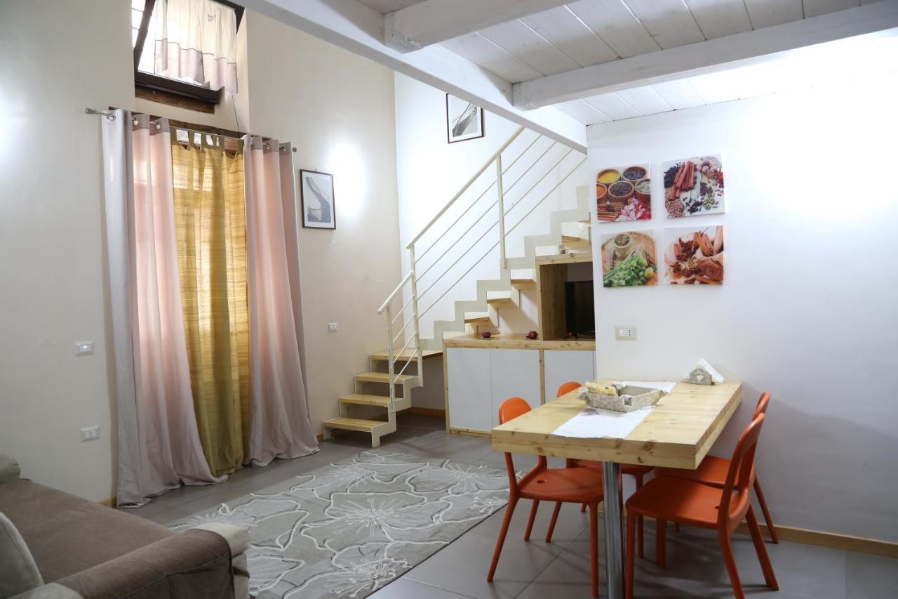 Curti Appartamenti Laura Wi-Fi מראה חיצוני תמונה